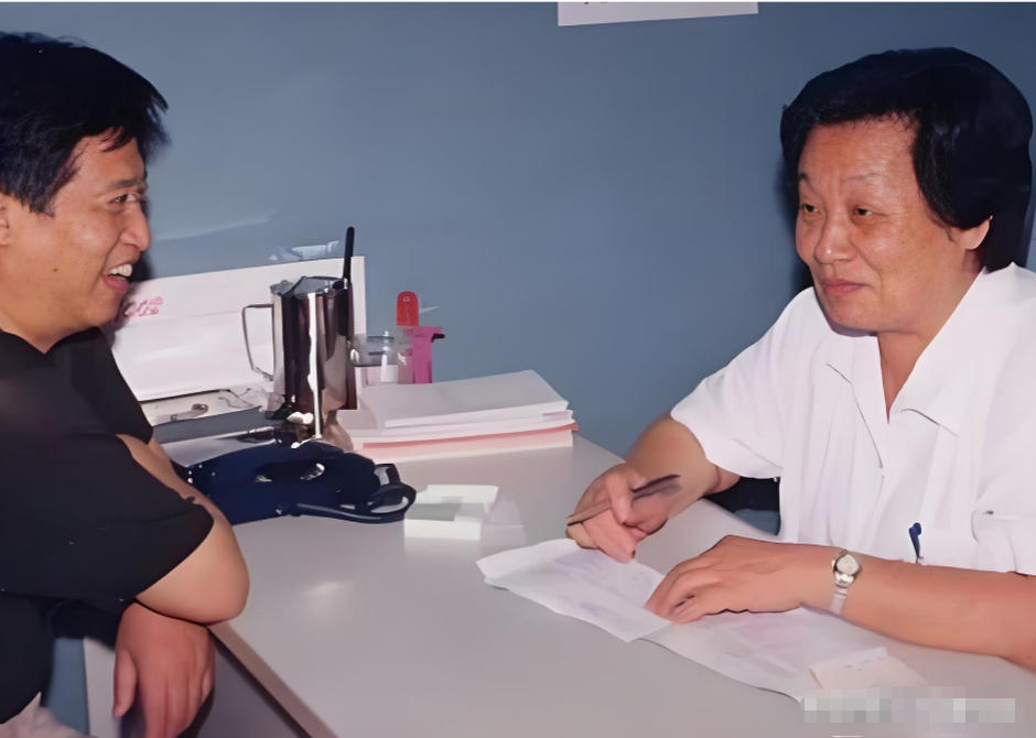 Dr. Zhu Guanzhen, Gynecologist, passed away in Shanghai at the age of 96.