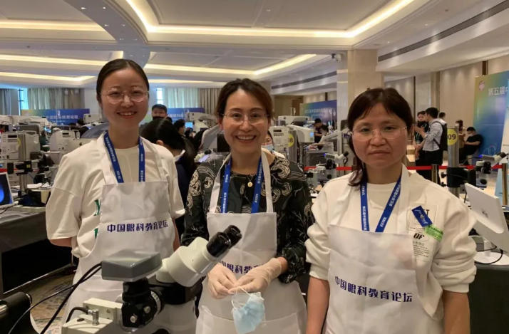 Dr. Xiao Caiwen | Though confined to a corner, the heart yearns for brilliance