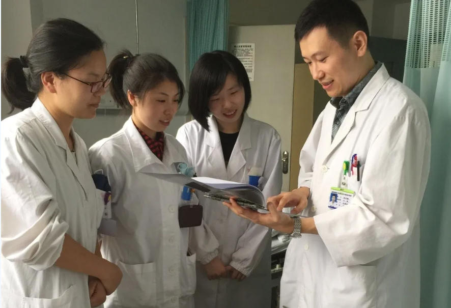 Dr. Han Changpeng | Bridging Ancient Wisdom and Modern Science in Traditional Chinese Medicine