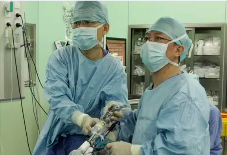 Dr. Chen Xu | From Challenging Early Service to Leading Minimally Invasive Gynecologic Care in Shanghai