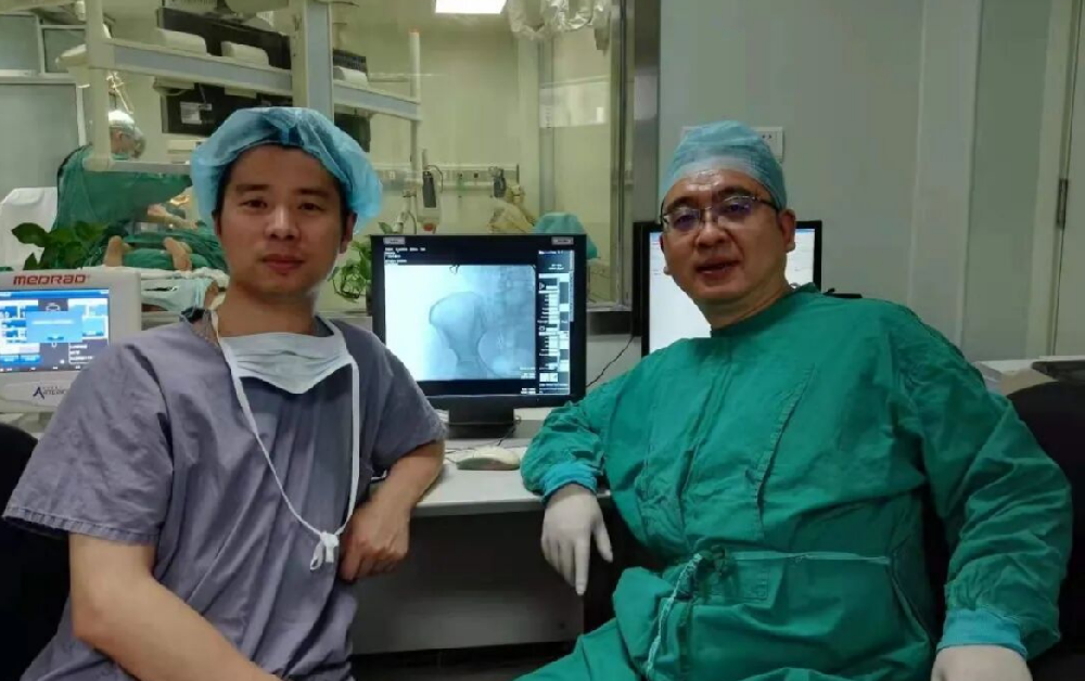 Dr. Zhang Zhengwang | Called by Duty, Bound by Responsibility in Female Urology